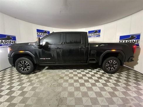 Used 2021 GMC Sierra 2500 AT4 w/ AT4 Premium Plus Package image 13
