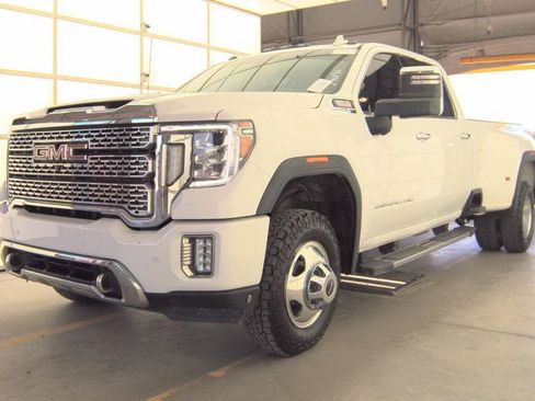 Used 2020 GMC Sierra 3500 Denali w/ Denali Ultimate Package AWD/4WD image 4