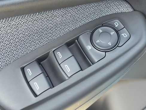 New 2026 Chevrolet TrailBlazer LT w/ LT Cold Weather Package FWD image 23