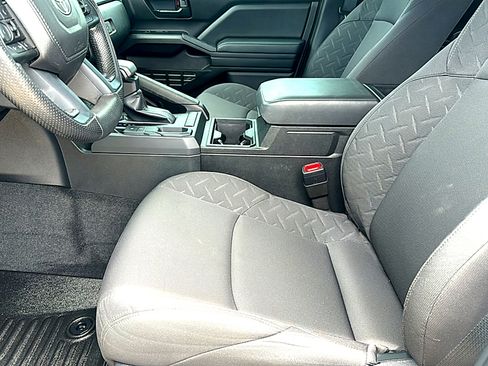 Used 2025 Toyota Tacoma SR RWD image 13