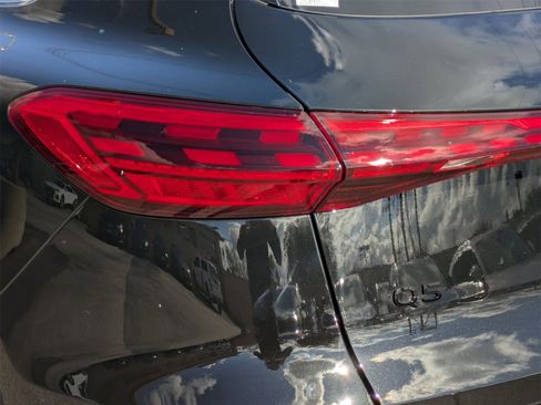 New 2025 Audi Q5 2.0T Premium Plus image 14