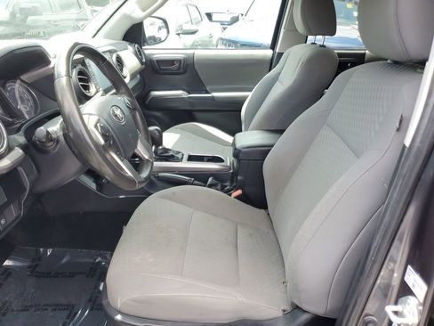 Used 2022 Toyota Tacoma SR5 image 14