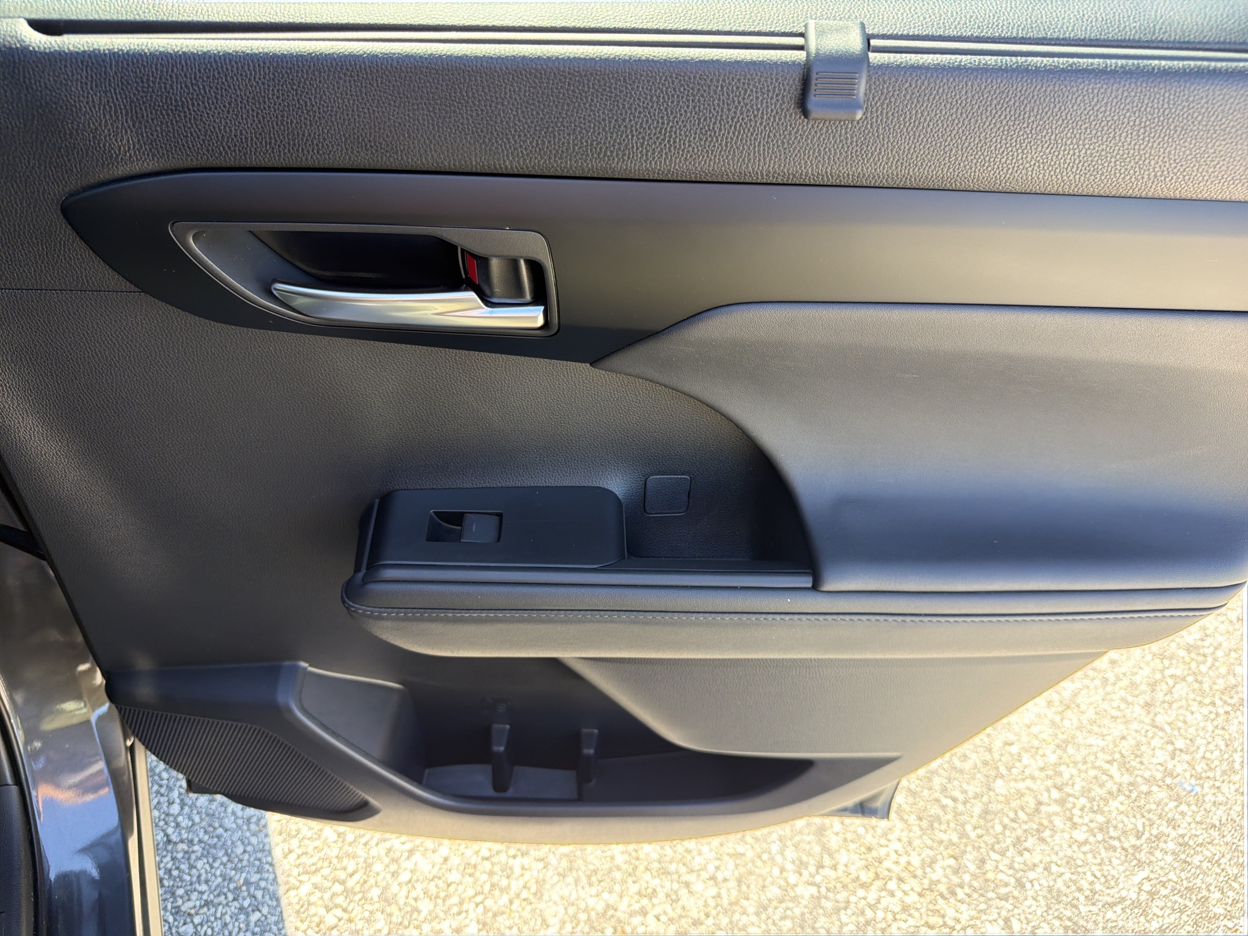 Certified 2025 Toyota Highlander XLE FWD image 26