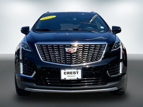 Used 2025 Cadillac XT5 Premium Luxury AWD/4WD image 2