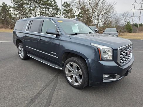 Used 2019 GMC Yukon XL Denali w/ Open Road Package image 1