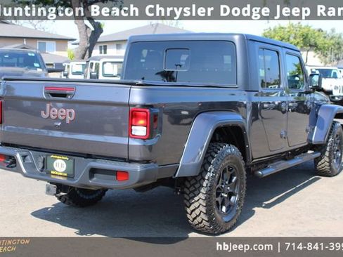 Used 2022 Jeep Gladiator Willys image 5