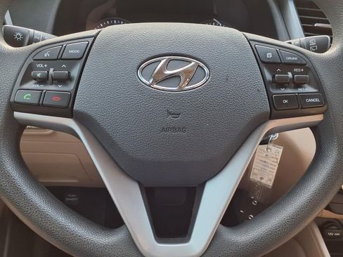 Used 2017 Hyundai Tucson SE FWD image 11