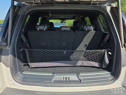 Used 2023 Lincoln Navigator Reserve AWD/4WD image 26