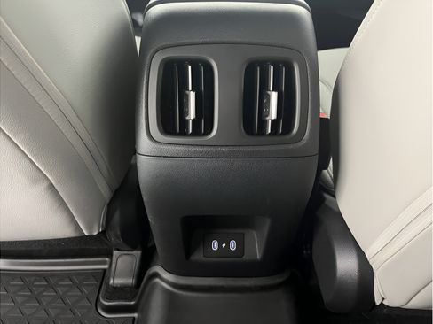 Used 2025 Hyundai Santa Cruz SEL FWD image 24