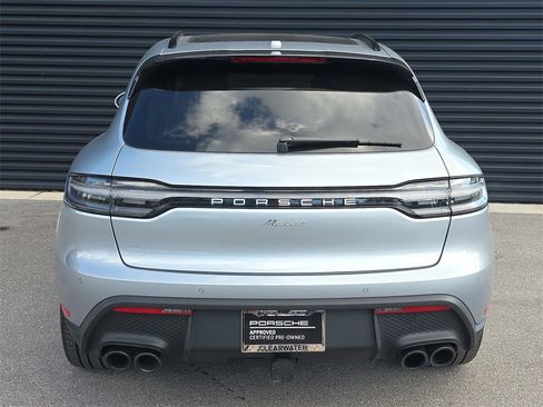 Used 2025 Porsche Macan image 6