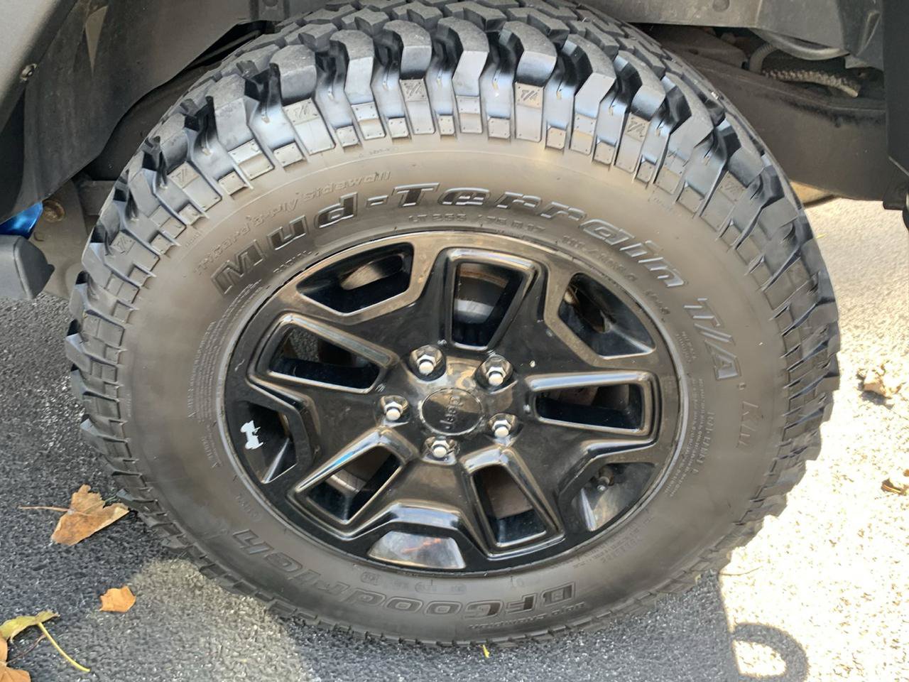 Used 2015 Jeep Wrangler Sport AWD/4WD image 25