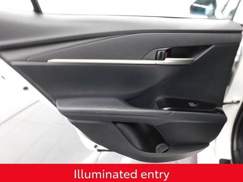 Used 2025 Toyota Camry LE image 21