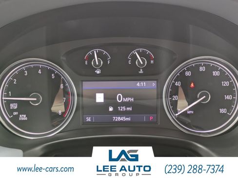 Used 2020 Buick Enclave Essence w/ Sound and Sites Package FWD image 27