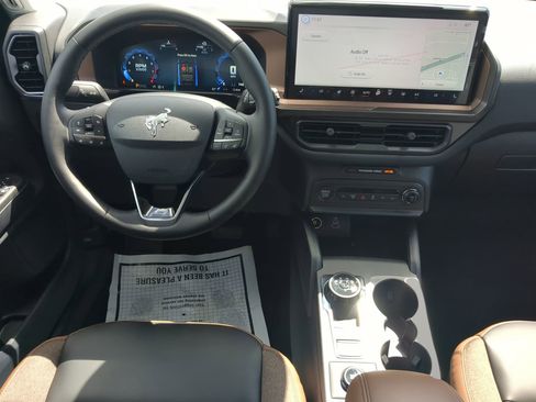 New 2025 Ford Bronco Sport Outer Banks w/ Outer Banks Tech Package+ AWD/4WD image 46