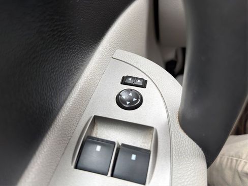 Used 2007 Chevrolet Silverado 1500 LT w/ Towing Package image 46