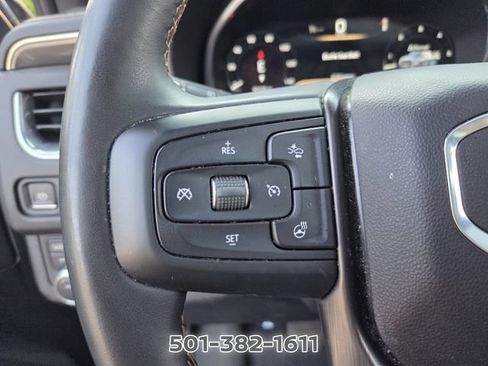 Used 2023 GMC Yukon AT4 AWD/4WD image 25