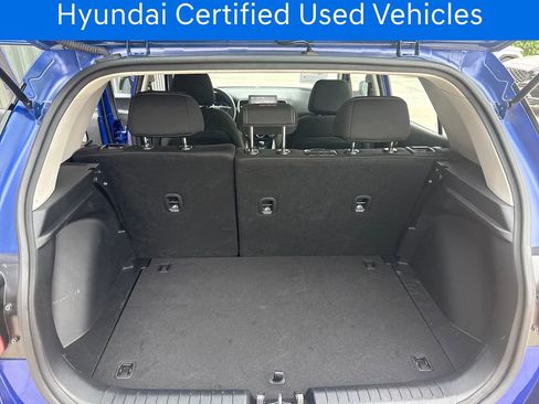 Certified 2025 Hyundai Venue SEL FWD image 18