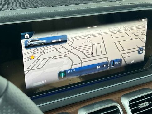 New 2026 Mercedes-Benz GLS 580 4MATIC image 19