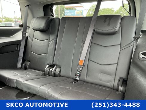 Used 2019 Cadillac Escalade Premium Luxury RWD image 27