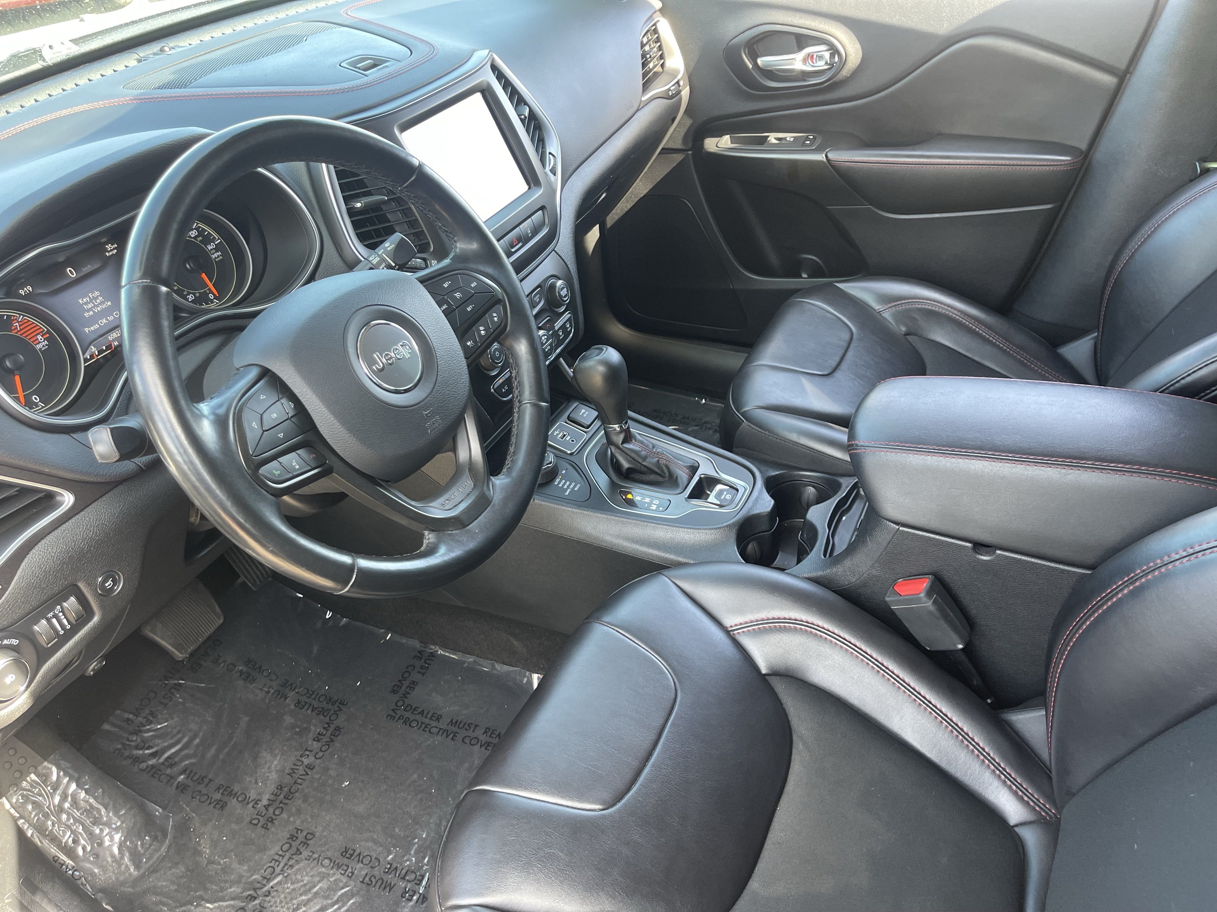 Used 2021 Jeep Cherokee Trailhawk w/ Sun, Sound & Nav Group AWD/4WD image 18