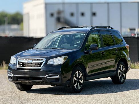 Used 2017 Subaru Forester 2.5i Premium w/ All-Weather Package image 6