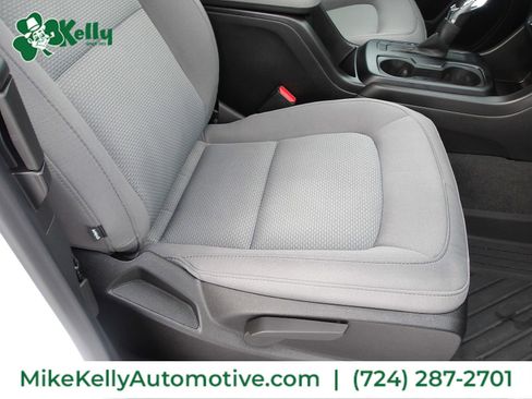 Certified 2022 Chevrolet Colorado W/T w/ Custom Special Edition image 9