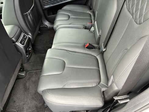 Used 2023 Hyundai Santa Fe Calligraphy FWD image 17