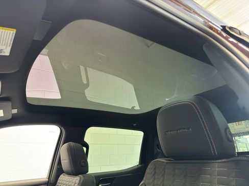 New 2025 GMC Sierra EV Denali image 38