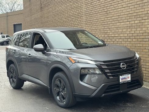 New 2026 Nissan Rogue SV w/ Cold Weather Package AWD/4WD image 2