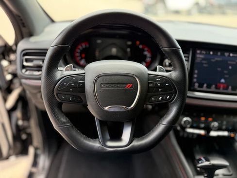 Used 2025 Dodge Durango GT AWD/4WD image 6