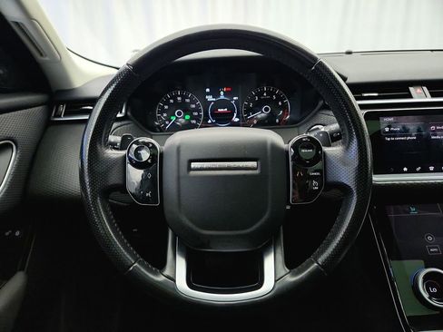 Used 2019 Land Rover Range Rover Velar image 15