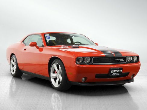 Used 2009 Dodge Challenger SRT8 RWD image 7