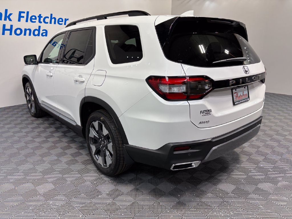 New 2026 Honda Pilot Elite image 4