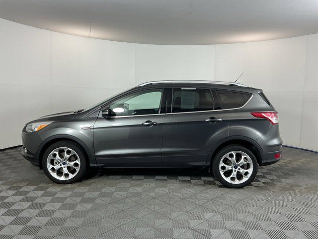 Used 2016 Ford Escape Titanium w/ Equipment Group 301A AWD/4WD image 8