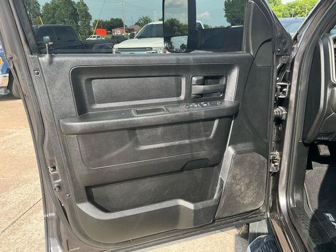 Used 2022 RAM 3500 Tradesman AWD/4WD image 17