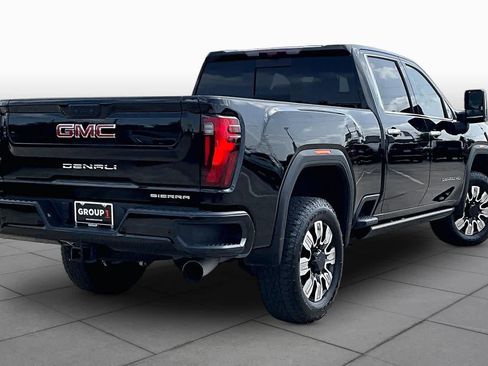 Used 2025 GMC Sierra 2500 Denali w/ Denali Reserve Package AWD/4WD image 13