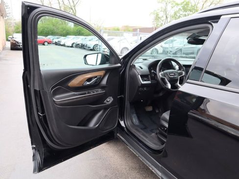 Used 2020 GMC Terrain SLE w/ Driver Convenience Package AWD/4WD image 19