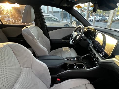 Used 2024 Lexus TX 350 FWD w/ Technology Package image 45
