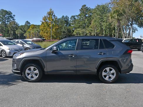 Used 2021 Toyota RAV4 XLE image 2