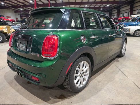 Used 2015 MINI Cooper S image 8