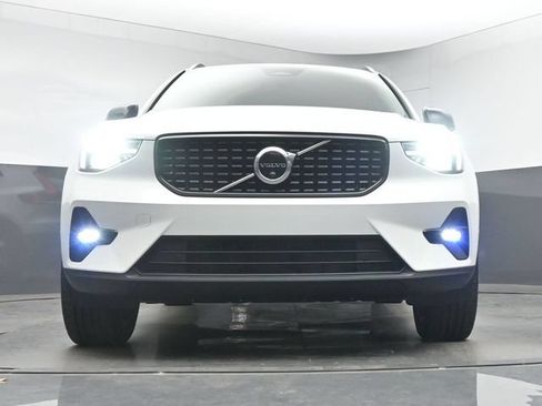 New 2026 Volvo XC40 B5 Plus w/ Climate Package AWD/4WD image 39