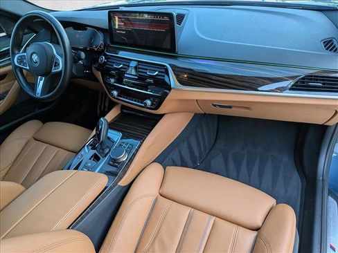 Used 2023 BMW 530e xDrive w/ Premium Package AWD/4WD image 23