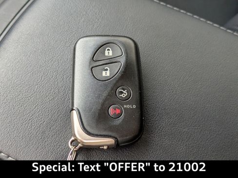 Used 2015 Lexus IS 250C w/ Luxury Package image 34