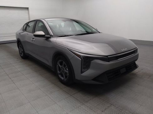 Used 2025 Kia K4 FWD image 13
