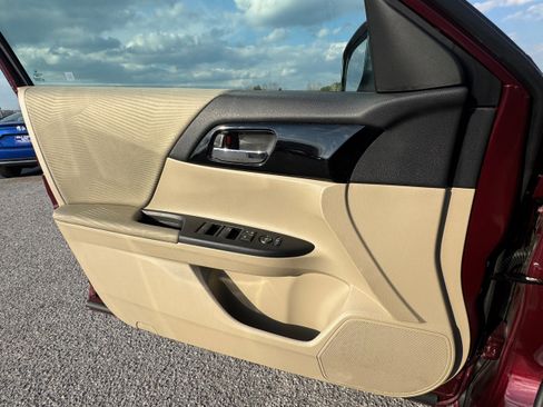 Used 2017 Honda Accord LX image 11