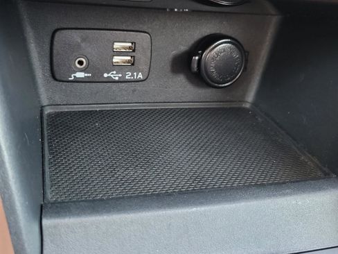 Certified 2022 Subaru Forester Touring AWD/4WD image 30