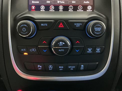 Used 2020 Dodge Durango AWD image 35