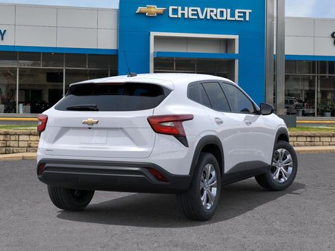 New 2026 Chevrolet Trax LS FWD image 29