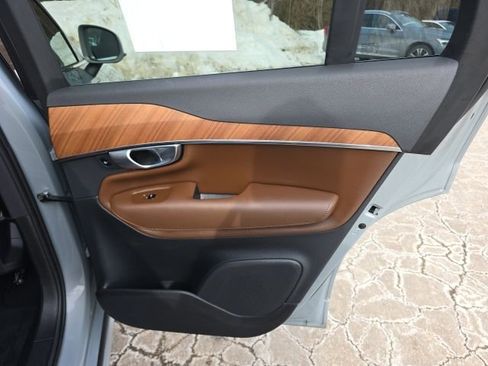 Certified 2024 Volvo XC90 B6 Plus w/ Protection Package Premier image 18