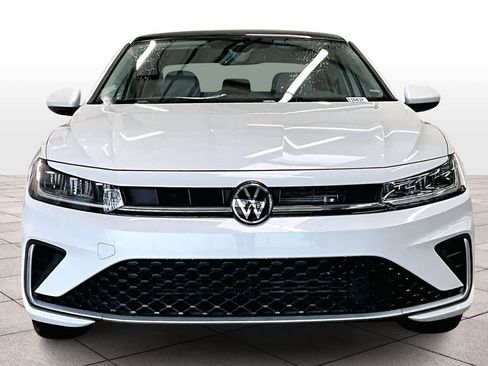 New 2026 Volkswagen Jetta SE image 5